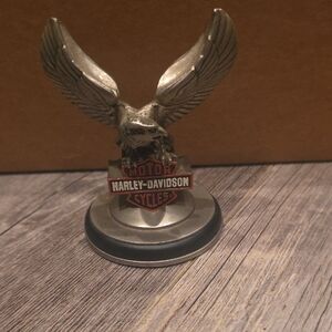Harley-Davidson Metallic Eagle Sculpture
